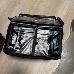 【美品】ウーバーイーツカバンの画像