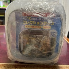 フィギュアディスプレイケースの画像