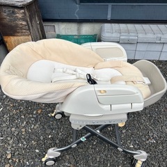 コンビ　
スイング チェア　の画像