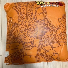 ドラゴンボール クッション 破れありの画像