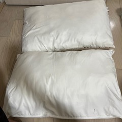 0円　差し上げます　枕　カバーなし2つセット 