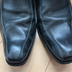 whoop-de-doo 黒 スリッポンの画像