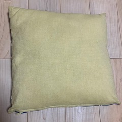 ニトリ クッション  45cm×45cmの画像