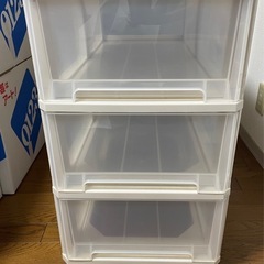 衣装ケース
