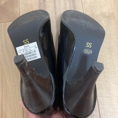 レディース　フォーマルパンプス22㎝の画像