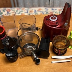 クビンズスロージューサー
