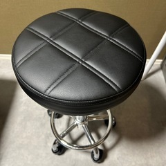 [受け取り場所指定]可動式丸椅子　黒の画像