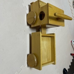 車おもちゃ　木製の画像
