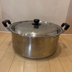 ステンレス両手鍋 蓋付き(39cm)大鍋