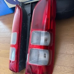 ハイエース テールランプの画像