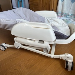お値下げしました❣️ベビー用品　コンビ　ハイローチェアの画像