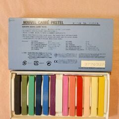 ヌーベルカレーパステル12色の画像