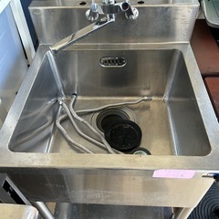ステンレス流しシングルレバー水栓付き！の画像