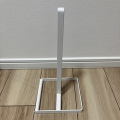 【0円追加可】キッチン　キッチンペーパーホルダー  ホワイト　ニトリの画像