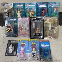 ディズニーフィギュアコレクションセット(スターウォーズ、トイスト...