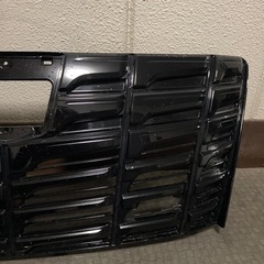 アルファード30系前期用フロントグリルジャンング品の画像