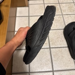 ホカオネオネ　リカバリーサンダルの画像