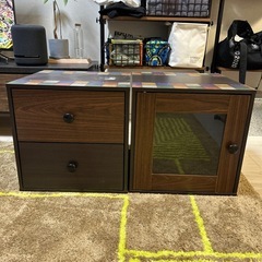 棚　キャビネット　２つセット