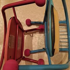 座椅子2つの画像