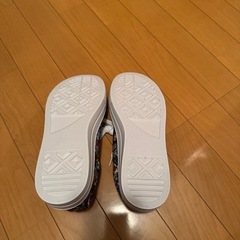 【最終値下】新品・未使用/MARVEL スニーカーの画像