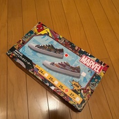 【最終値下】新品・未使用/MARVEL スニーカーの画像