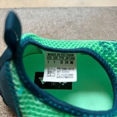 adidas  キッズ　メッシュシューズの画像