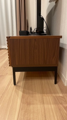テレビボード　