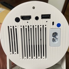プロジェクター&スクリーンセット！ほぼ新品！限定価格！ の画像
