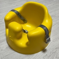 バンボ　bumbo ベルト付き