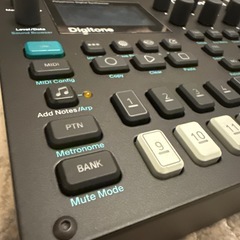 専フタ付　ELEKTRON Digitone シンセサイザーの画像
