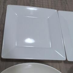 大皿 プレート 小皿 などの画像
