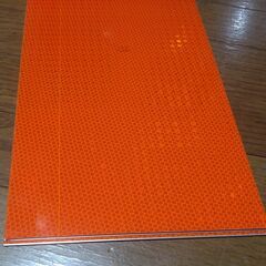 最終値下げ　反射板（長さ１ｍ２０㎝×幅１９．５㎝×厚さ０．５㎜）トラック　道路工事　自転車　バイク　シニアカー　作業用車両用の画像
