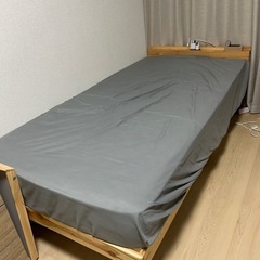 すのこベッドフレーム　シングル(マットレス付き可)の画像