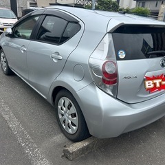 　アクア　(丸2年車検付き)週末値下げの画像
