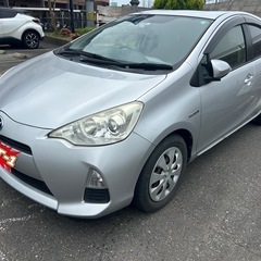 トヨタ　アクア　丸2年車検付けます。