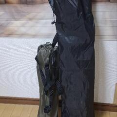 キャンプ アウトドアに折り畳みテーブルセットの画像