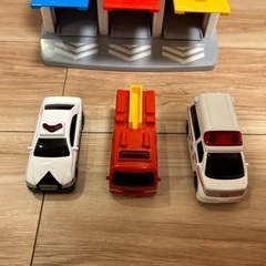 【最終価格】トイコー toyco 緊急車両ステーション ミニカー3台付きの画像