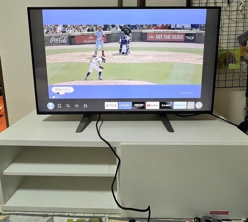 4K HDR モニター　IKEAテレビ台付き　PIX-43MX100