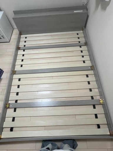 ダブルベッドフレーム