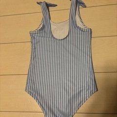 女の子　水着　130センチ　H&M