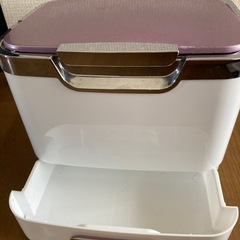 化粧ボックス
の画像