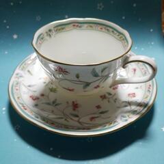 𝗡𝗼𝗿𝗶𝘁𝗮𝗸𝗲  teaカップ＆ソーサー