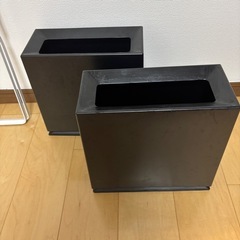 ゴミ箱 2つ