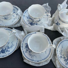 ノリタケ　新品　カップソーサーセット