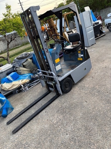 トヨタToyotaフォークリフト バッテリー充電機 使用品