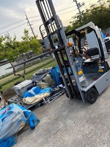 トヨタToyotaフォークリフト バッテリー充電機 使用品 トヨタToyotaフォークリフト バッテリー充電機 使用品