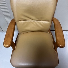 回転式キャスター付きチェアの画像