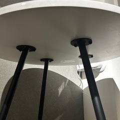 カフェテーブル
の画像