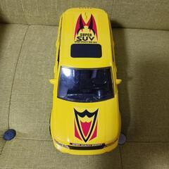 美品✨️大きめの車のおもちゃSUV