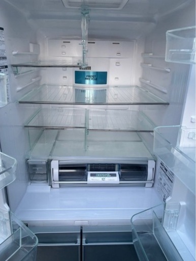 近隣配達無料　HITACHI 冷蔵庫 R-C5700(XS)型 565L